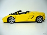 BBURAGO 1:18 Lamborghini Gallardo Spyder