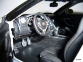 BBURAGO 1:18 Nissan GT-R 2009