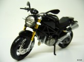 MAISTO 1:12 Ducati Monster 696 2011