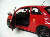 BBURAGO 1:24 Abarth 695 Tributo Ferrari