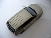 BBURAGO 1:18 Volkswagen Touareg