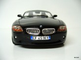 BBURAGO 1:18 BMW Z4