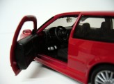 MAISTO 1:24 Volkswagen Golf R32