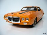 MAISTO 1:24 Pontiac Firebird 1969