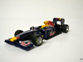 BBURAGO 1:32 2011 Red Bull Racing Team - Vettel